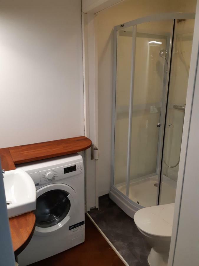 Remontoitu Asunto Vanhassa Talossa - Renovated Apartment At The Heart Of 투르쿠 외부 사진